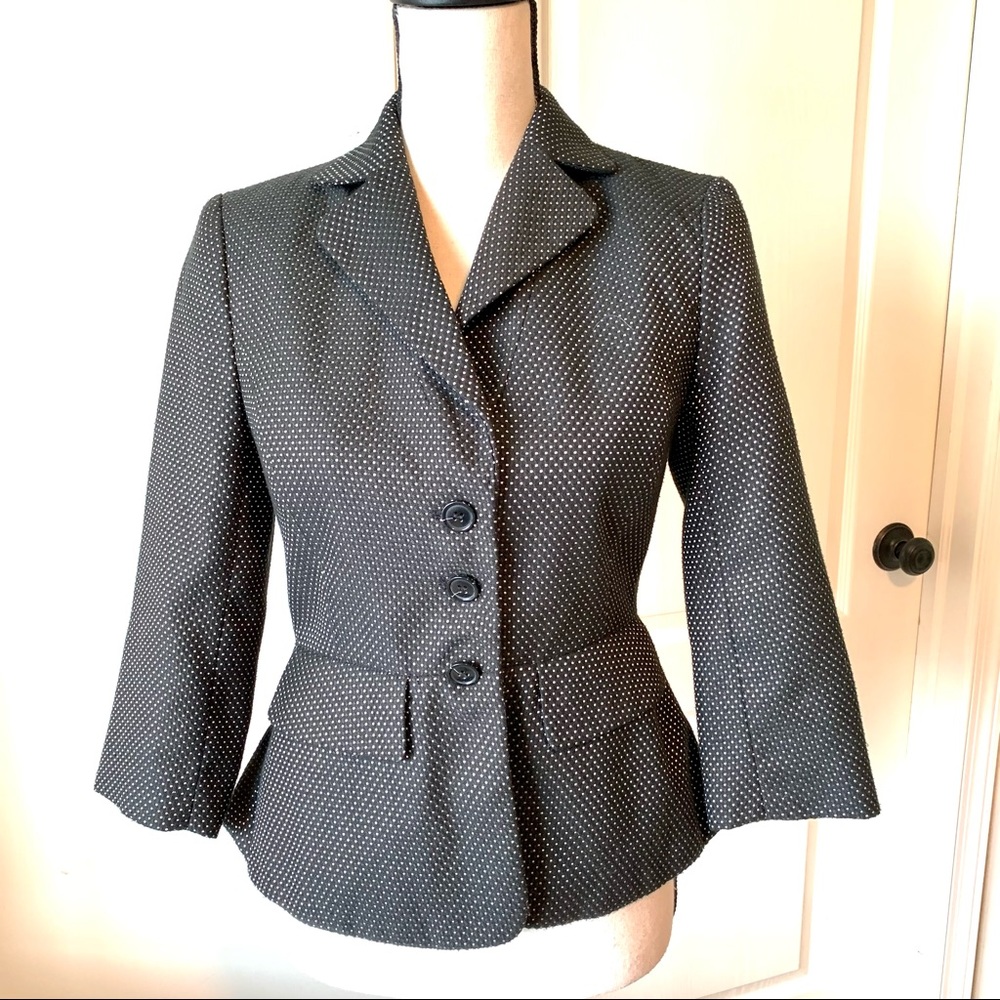 ANN TAYLOR Structured Swiss Dot Peplum Blazer—SZ 0